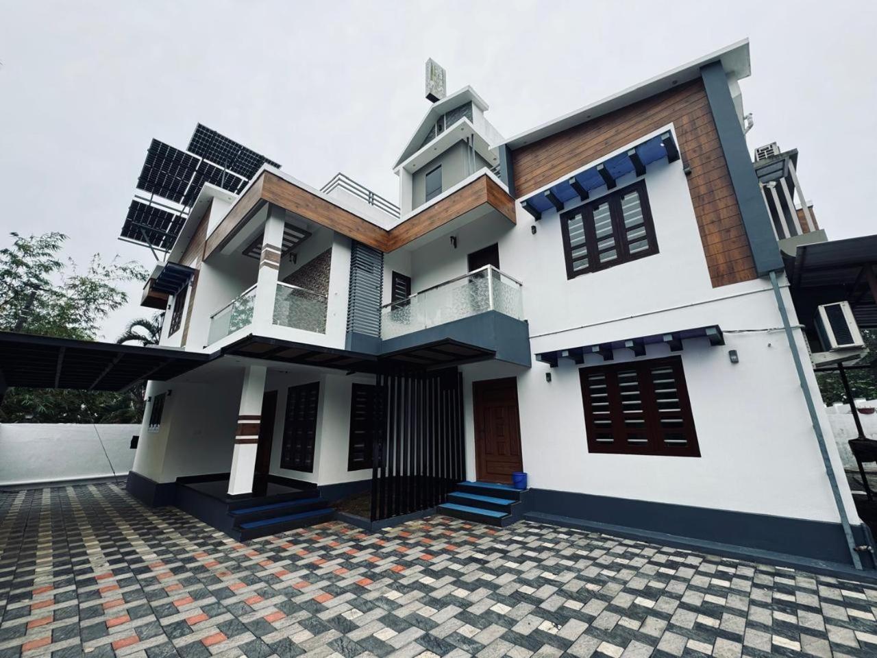 Venice Rosedale Alappuzha Esterno foto
